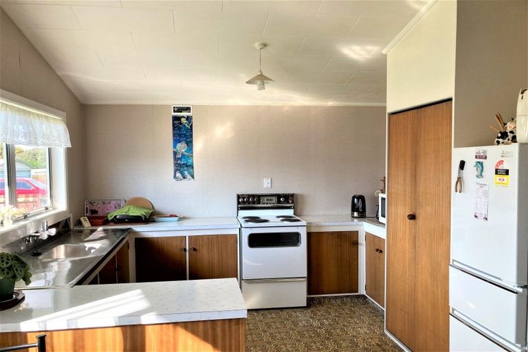 Photo of property in 84 Grey Street, Waitara, 4320