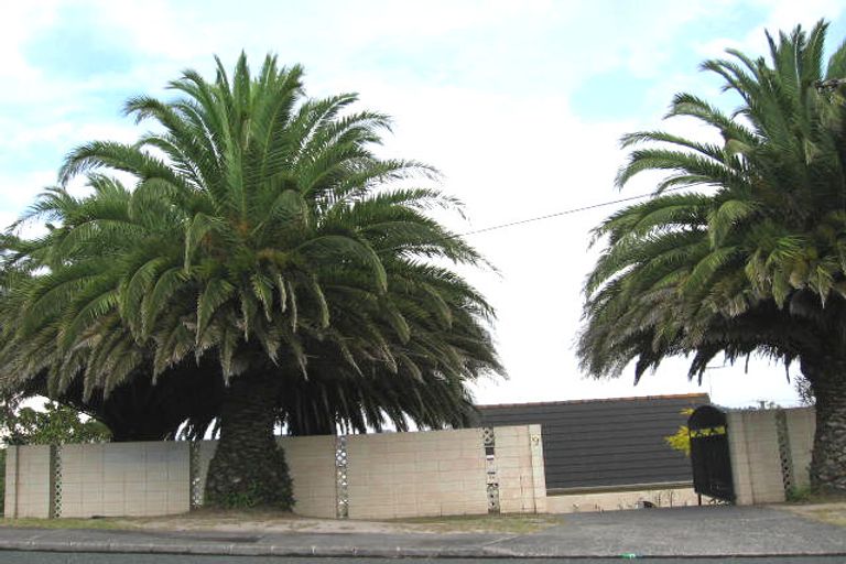 Photo of property in 9 Firth Road, Torbay, Auckland, 0630