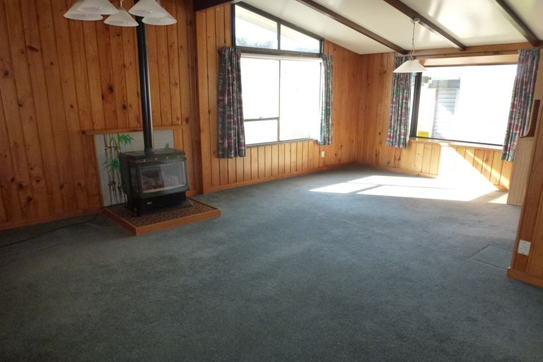 Photo of property in 115 De Lautour Road, Inner Kaiti, Gisborne, 4010