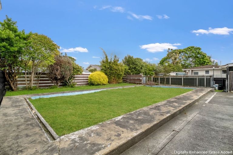 Photo of property in 3 Sutherland Crescent, Westbrook, Palmerston North, 4412