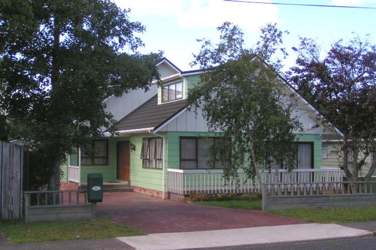 Photo of property in 7 Merriefield Avenue, Forrest Hill, Auckland, 0620