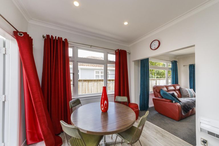 Photo of property in 36 Botanical Road, Takaro, Palmerston North, 4412