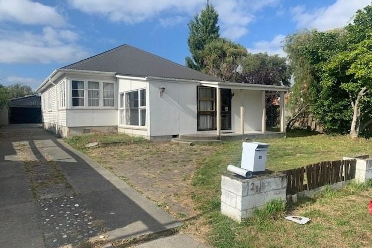 Photo of property in 21 Broadbent Street, Riccarton, Christchurch, 8041