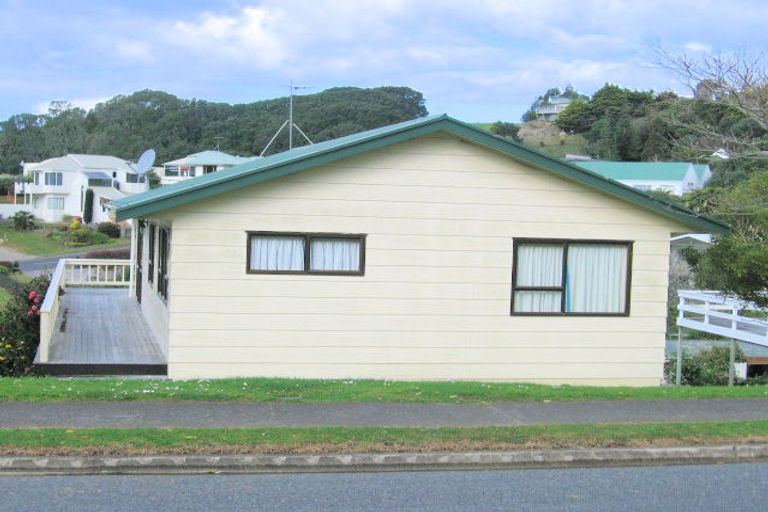 Photo of property in 209 Russell Bruce Place, Onemana, Whangamata, 3691