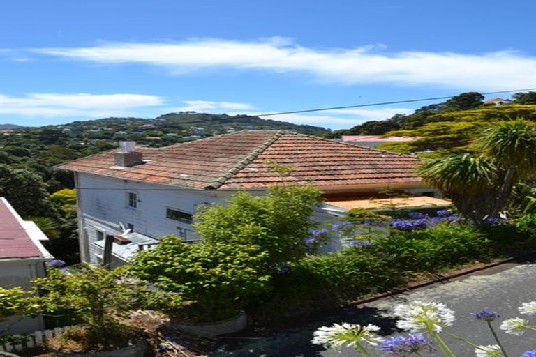 Photo of property in 37 Raroa Road, Kelburn, Wellington, 6012