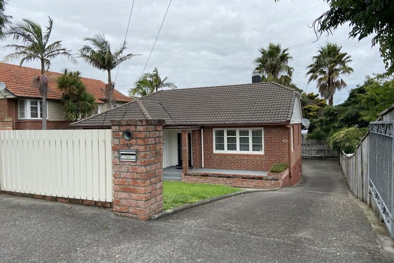 Photo of property in 142 Landscape Road, Mount Eden, Auckland, 1024