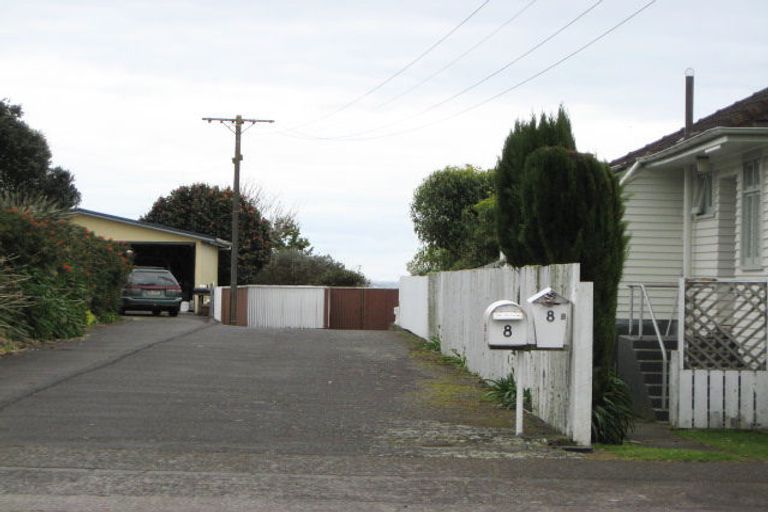 Photo of property in 1/8 Whiteley Street, Moturoa, New Plymouth, 4310