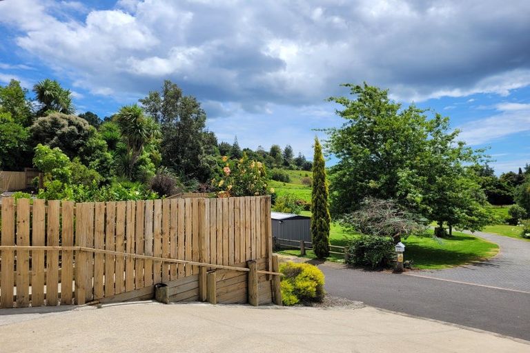 Photo of property in 28 Bateleur Close, Welcome Bay, Tauranga, 3112