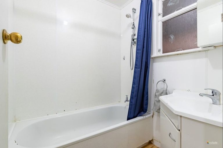 Photo of property in 8 Calypso Street, Grenada North, Wellington, 5028