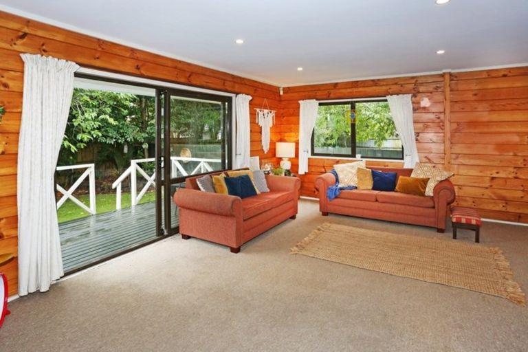 Photo of property in 2/134 Clevedon Road, Papakura, 2110