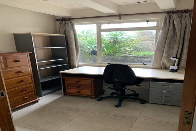 Photo of property in 38 Woolcombe Terrace, New Plymouth, 4310