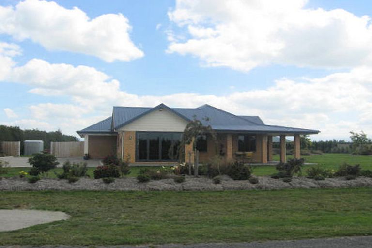 Photo of property in 18 Piako Drive, Darfield, 7571