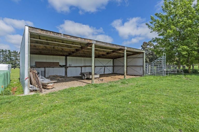 Photo of property in 180 Deans Road, Darfield, 7571