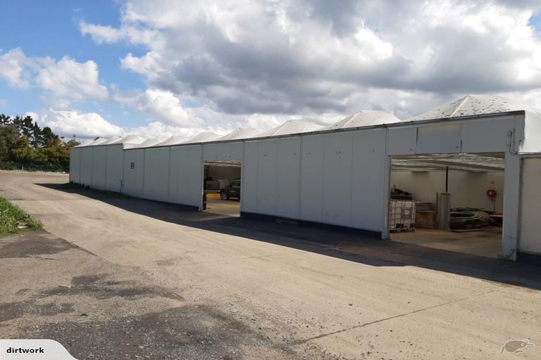 Photo of property in 8 Bristol Road, Whenuapai, Auckland, 0618