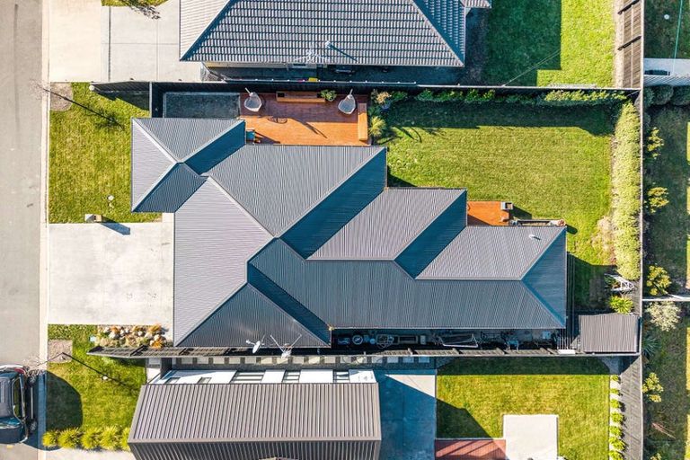 Photo of property in 64 Quinn Crescent, Woodend, 7610