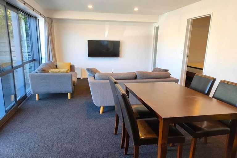 Photo of property in 1-3/1 Matakauri Place, Fernhill, Queenstown, 9300