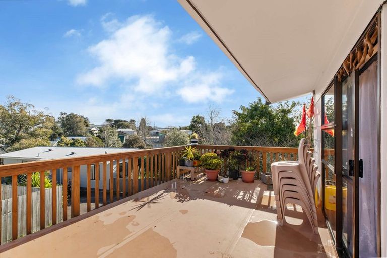 Photo of property in 51 Hindmarsh Street, Henderson, Auckland, 0612