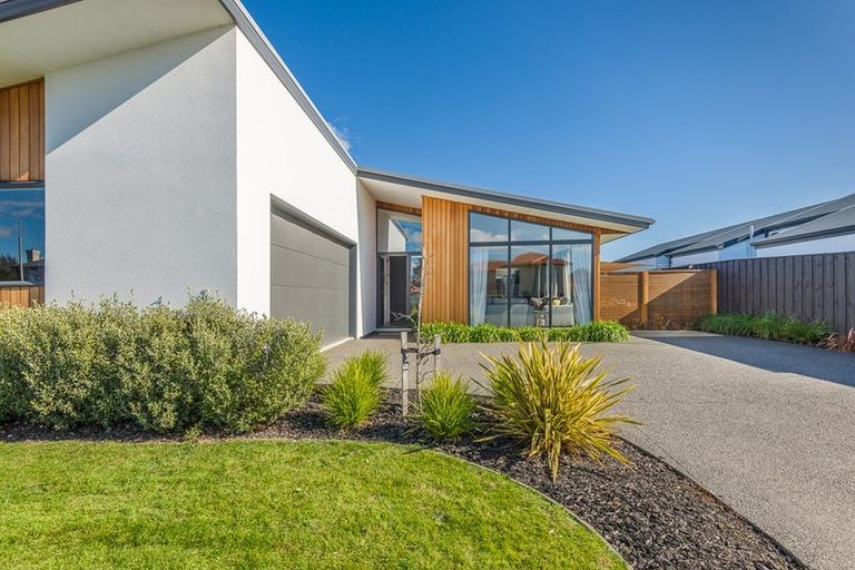 Photo of property in 199 Cavendish Road, Casebrook, Christchurch, 8051