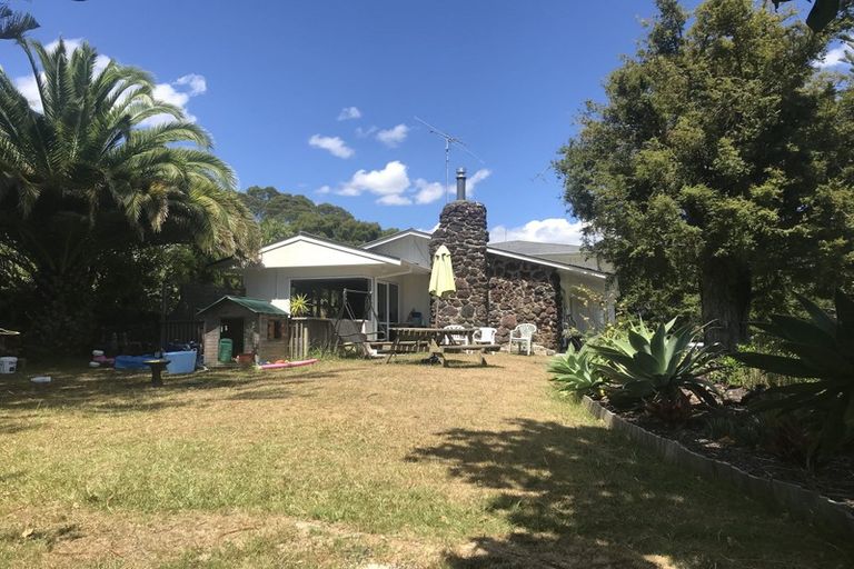 Photo of property in 324 Puketona Road, Haruru, 0204