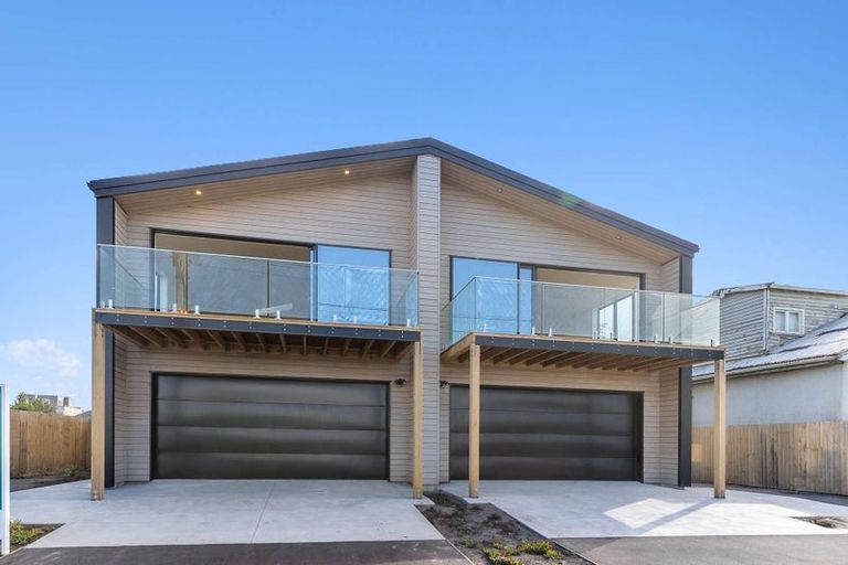 Photo of property in 85b Marine Parade, North New Brighton, Christchurch, 8083