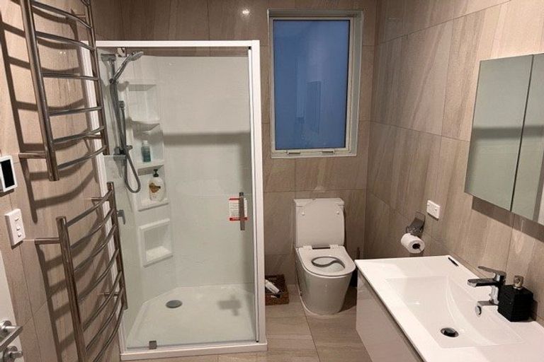 Photo of property in 38b Emerald Hill Drive, Birchville, Upper Hutt, 5018