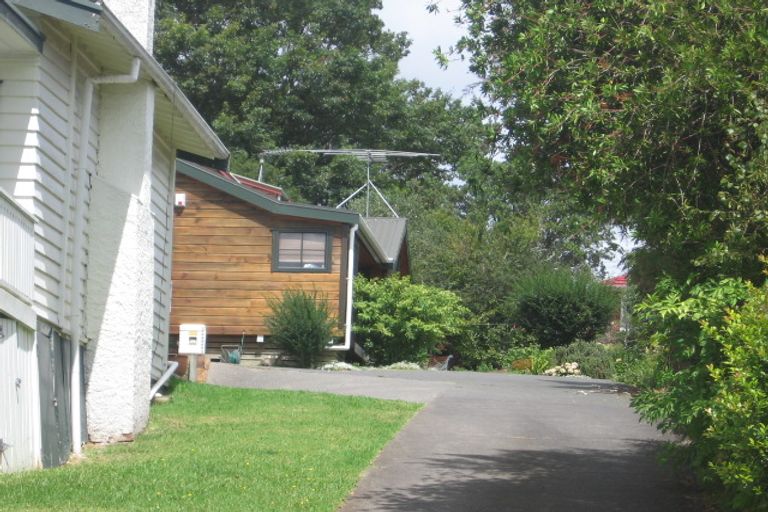 Photo of property in 2/16 Corunna Road, Milford, Auckland, 0620