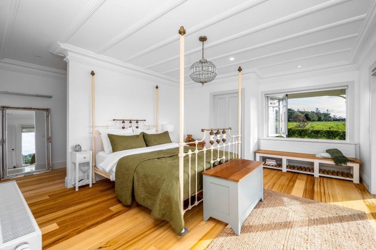 Photo of property in 355a Waikaramu Road, Waimate North, Kaikohe, 0472