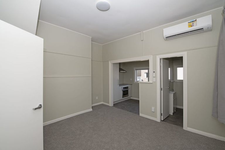 Photo of property in 15 Hanson Street, Mount Cook, Wellington, 6021
