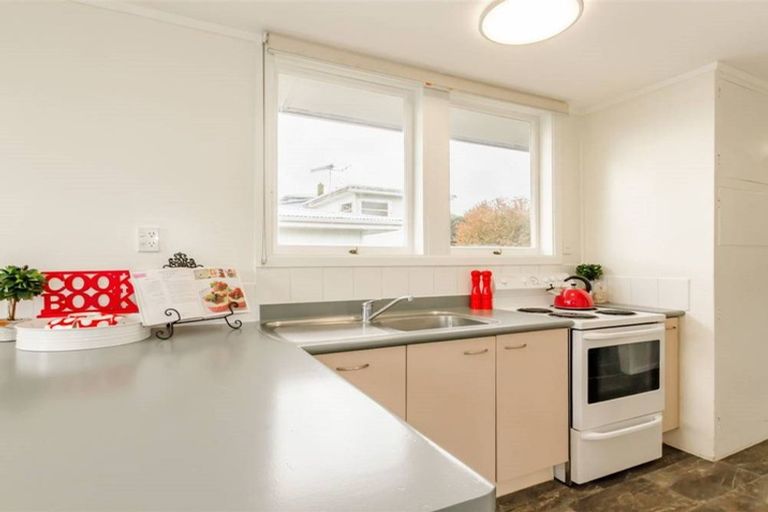 Photo of property in 46 Kiwi Road, Raumati Beach, Paraparaumu, 5032