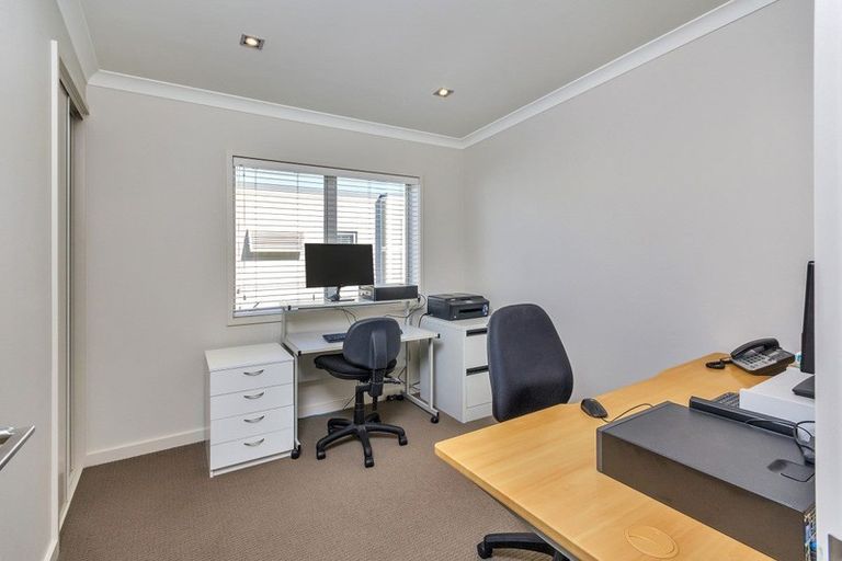 Photo of property in 9 Eaves Bush Parade, Orewa, 0931