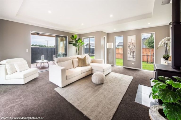 Photo of property in 23 Kingsdowne Drive, West Melton, 7618