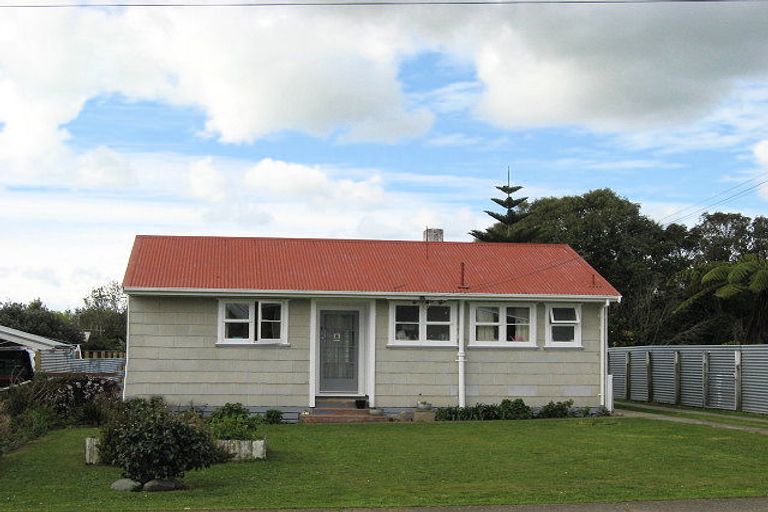 Photo of property in 61 Stout Street, Shannon, 4821