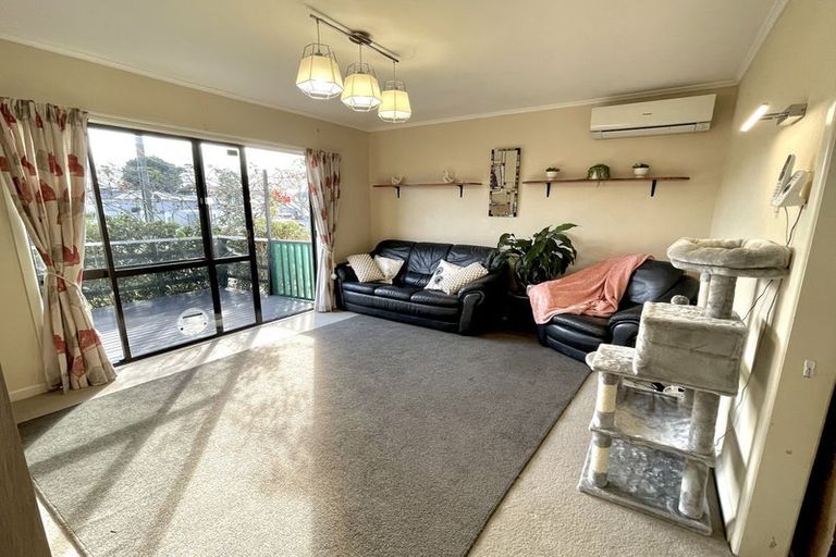 Photo of property in 35 Queen Road, Bellevue, Tauranga, 3110