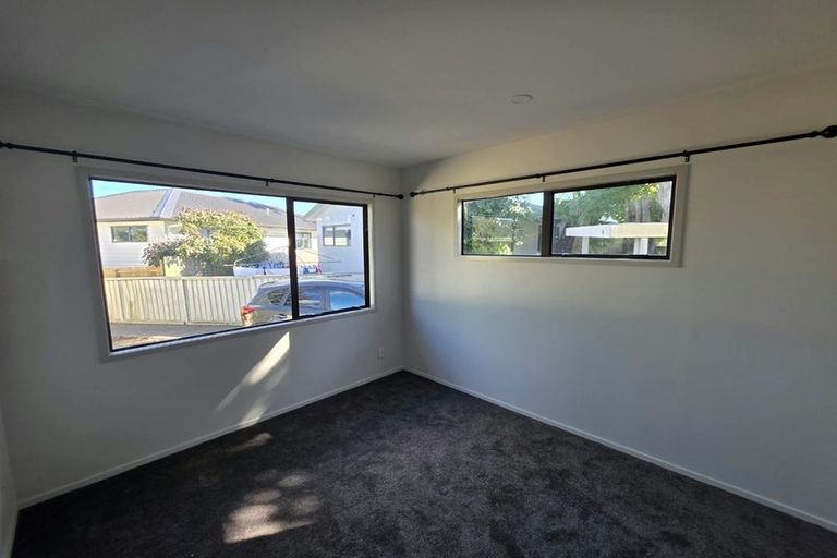 Photo of property in 3/35 Trimdon Street, Randwick Park, Auckland, 2105