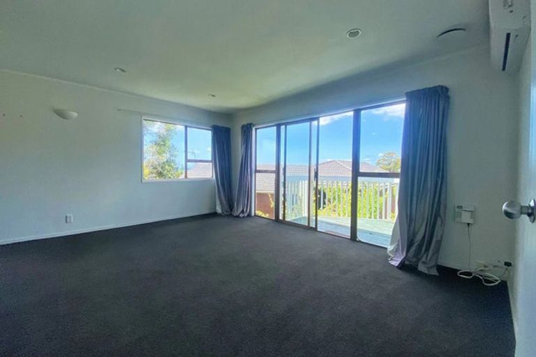 Photo of property in 2/14 Tudor Place, Mairangi Bay, Auckland, 0630