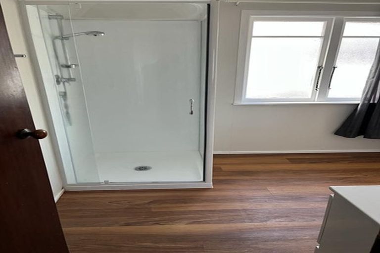 Photo of property in 267 Karori Road, Karori, Wellington, 6012