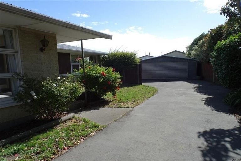 Photo of property in 15 Dunluce Place, Hornby, Christchurch, 8042