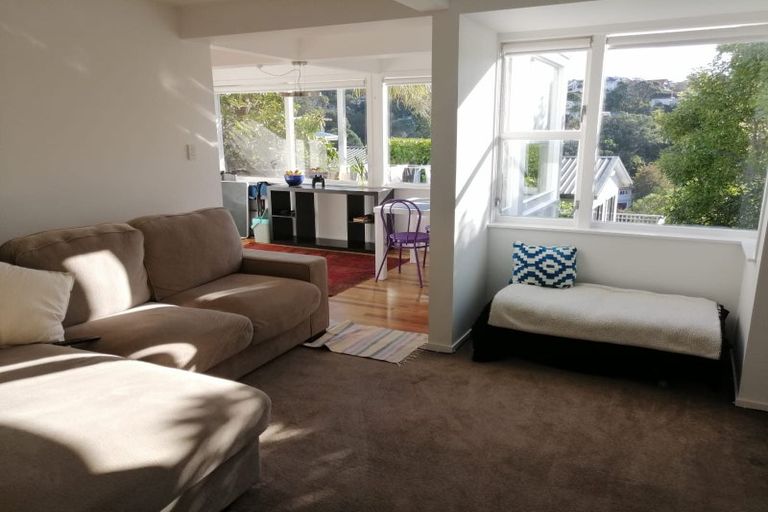 Photo of property in 35 North Terrace, Kelburn, Wellington, 6012