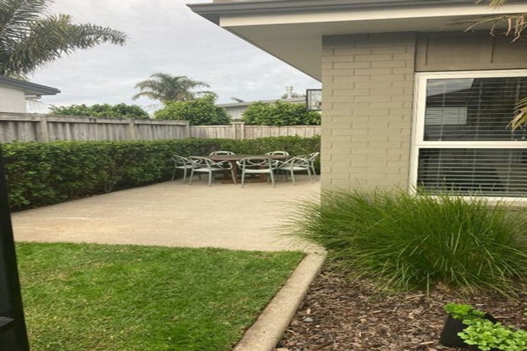 Photo of property in 31 Cassinia Close, Papamoa Beach, Papamoa, 3118