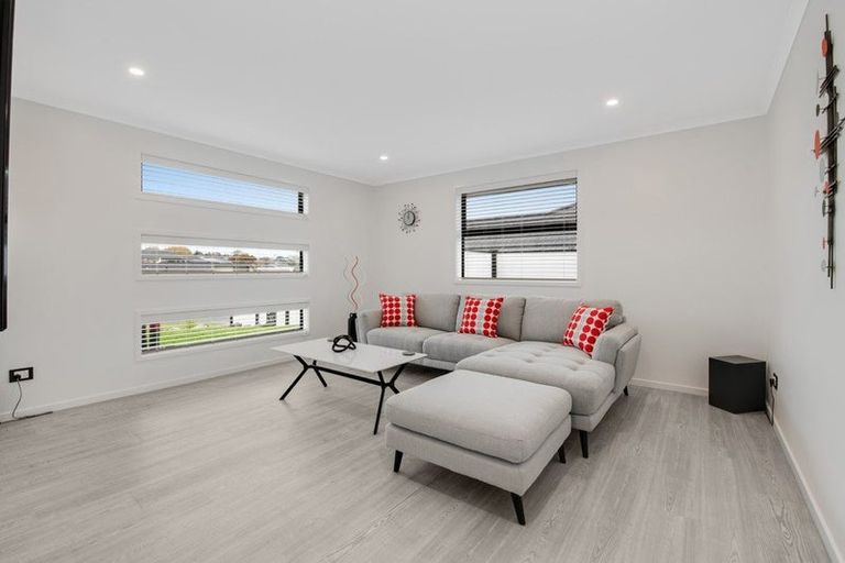 Photo of property in 23 Urumaraki Avenue, Helensville, 0800