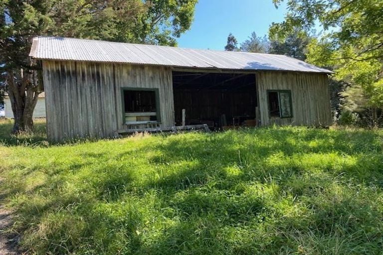 Photo of property in 1266 Te Pahu Road, Karamu, Hamilton, 3285