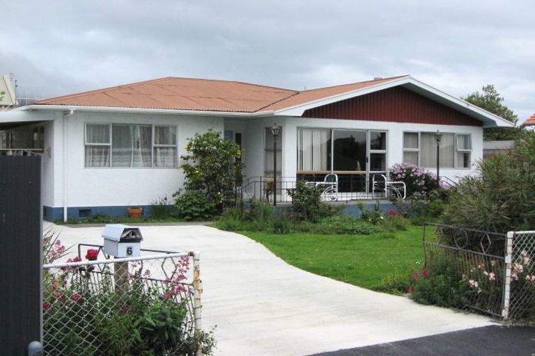 Photo of property in 6 Cambria Street, The Wood, Nelson, 7010