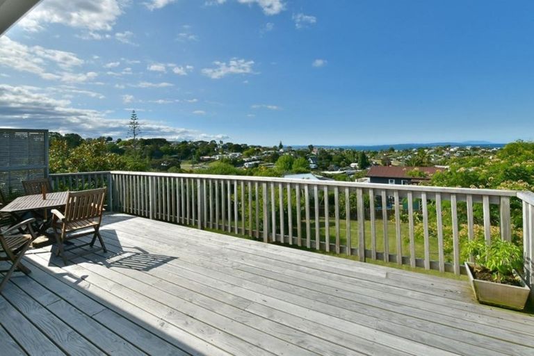 Photo of property in 5 Norfolk Road, Stanmore Bay, Whangaparaoa, 0932