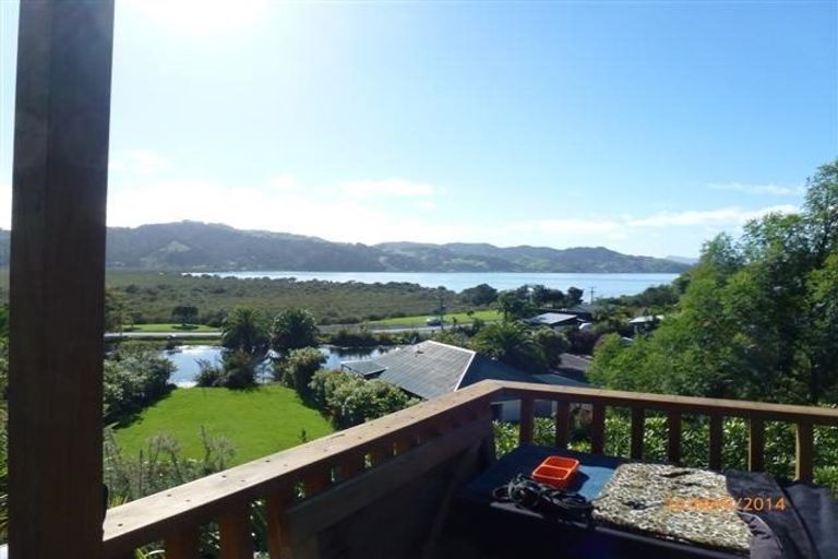 Photo of property in 50 Beach Road, Onerahi, Whangarei, 0110