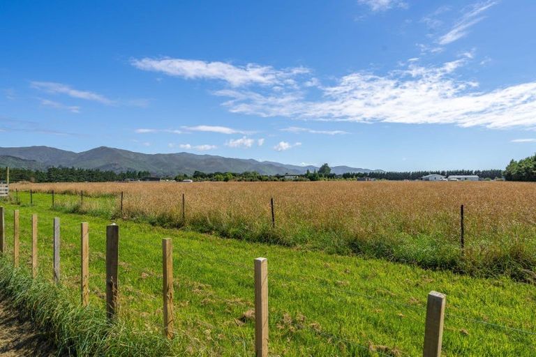 Photo of property in 45b Murphys Line, South Featherston, Featherston, 5771