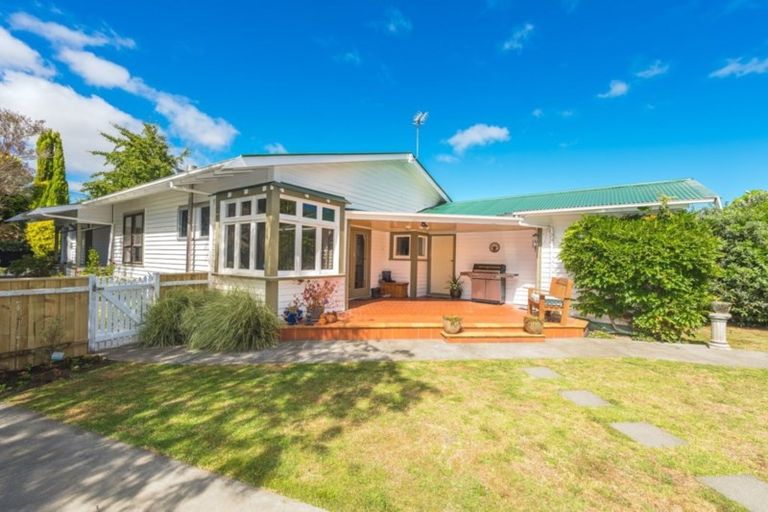 Photo of property in 13 Marshall Road, Hunterville, 4730