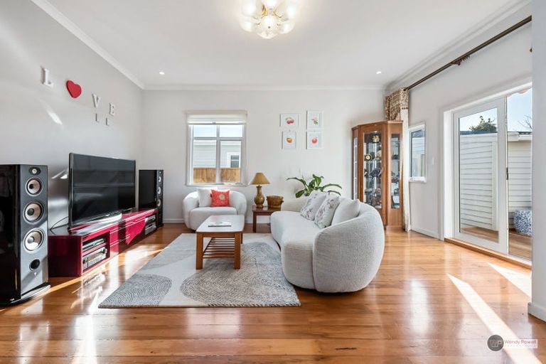 Photo of property in 389 Jackson Street, Petone, Lower Hutt, 5012