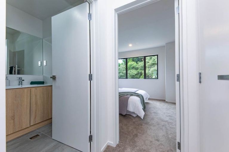 Photo of property in 102c Rosier Road, Glen Eden, Auckland, 0602