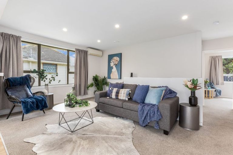 Photo of property in 20 Cornwall Crescent, Cannons Creek, Porirua, 5024