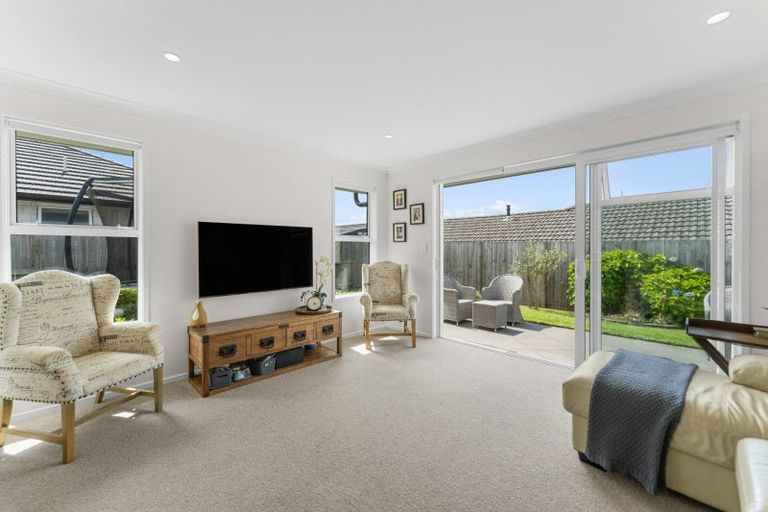 Photo of property in 20 Fearnley Grove, Pyes Pa, Tauranga, 3112